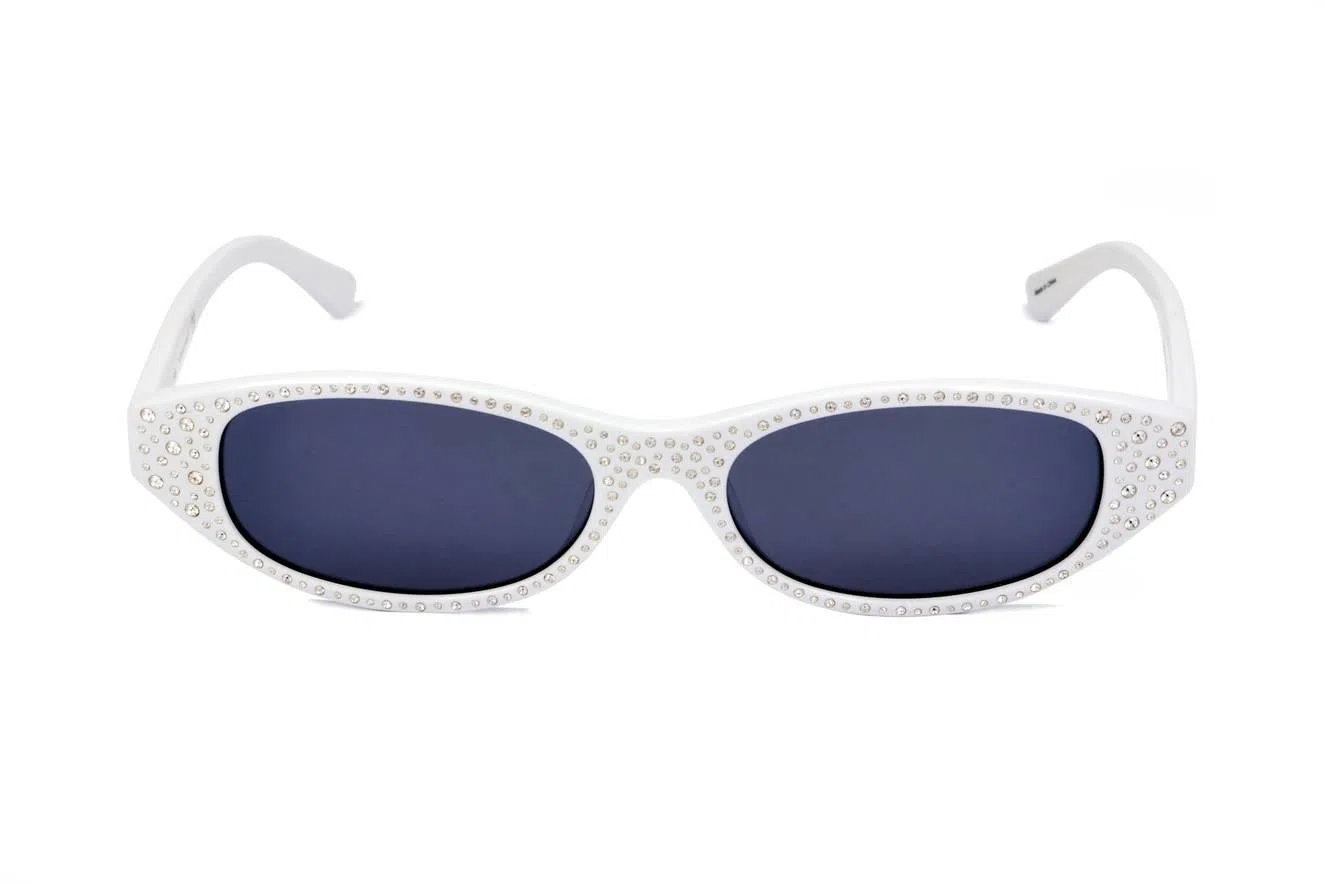 Victoria's Secret VS0004 Sunglasses - view 2